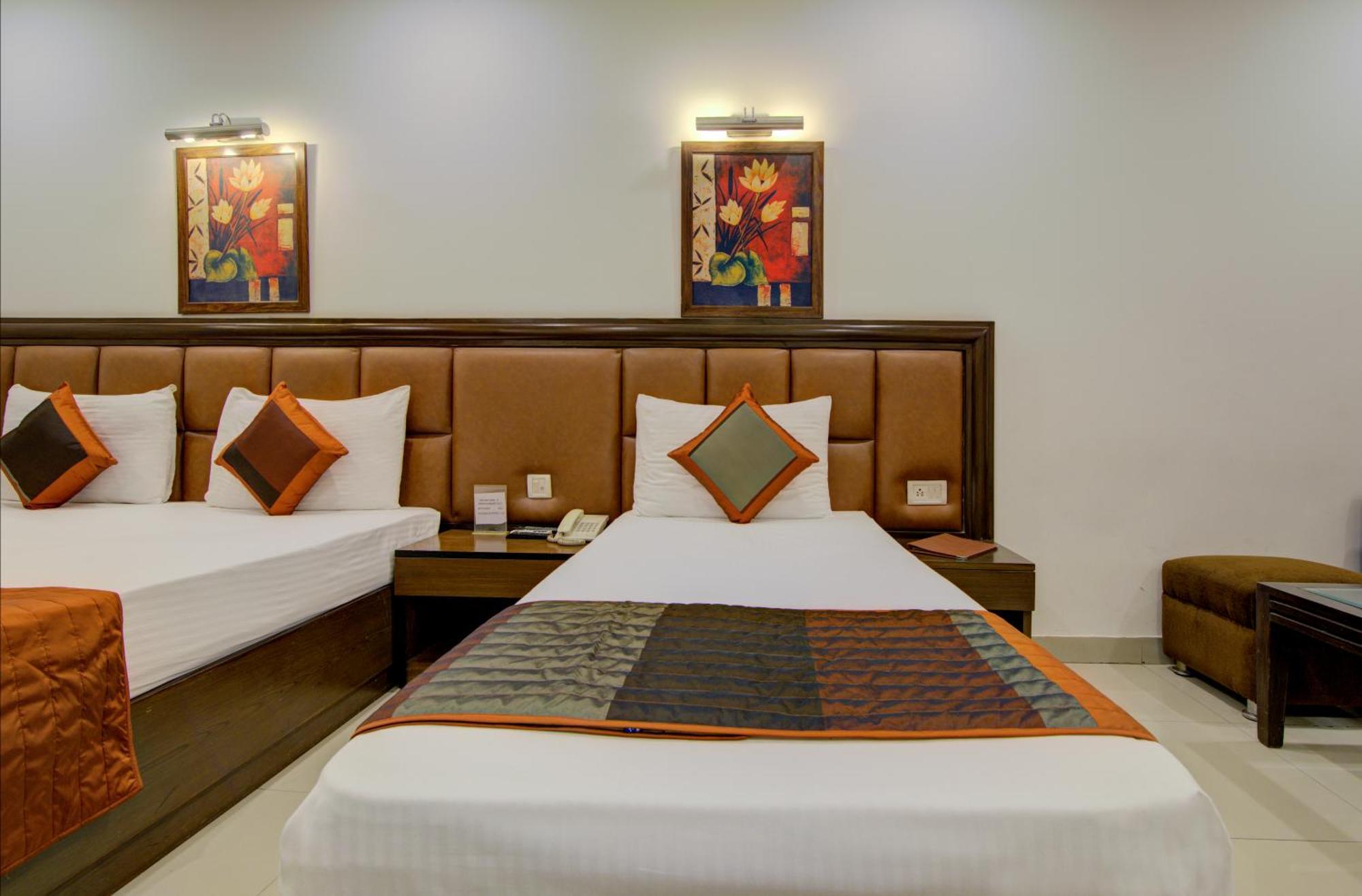 Airport La Sapphire Hotel & Restaurant New Delhi Eksteriør billede