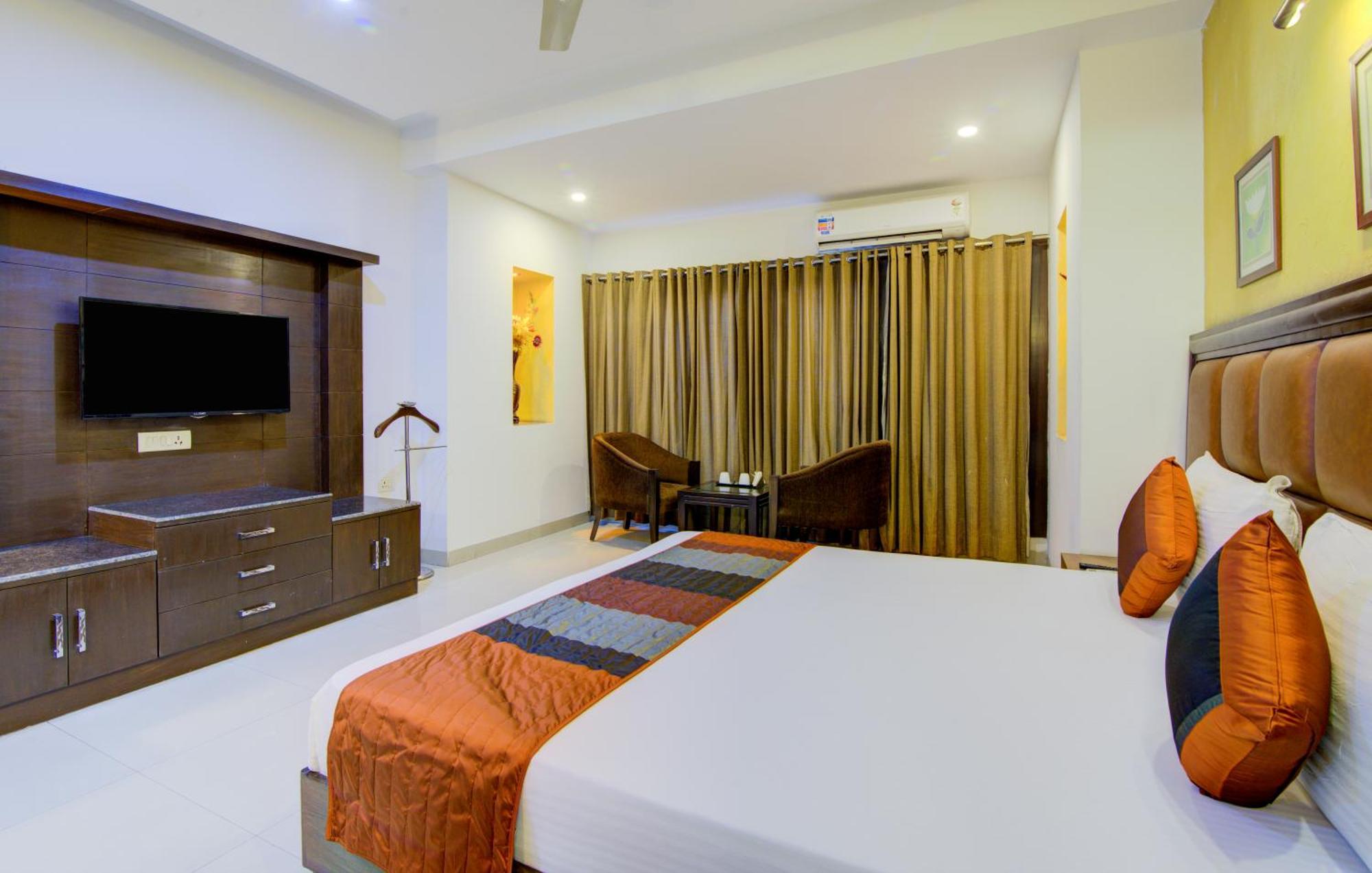 Airport La Sapphire Hotel & Restaurant New Delhi Eksteriør billede
